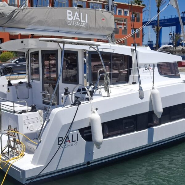 Sun Sails Yachts Entrega BALI CATSMART - Miracle II - Puerto Sherry - Mayo 2025 - 2